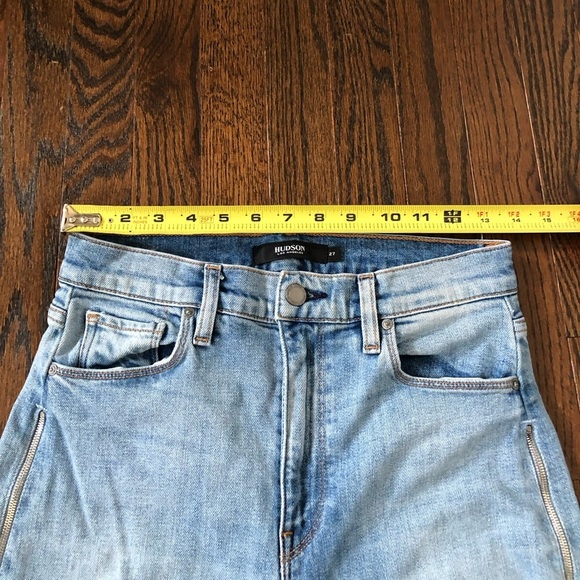 Hudson Women's 27 Holly Straight High-Rise Side-Released Zipper Raw Hem Jeans - Picture 9 of 12